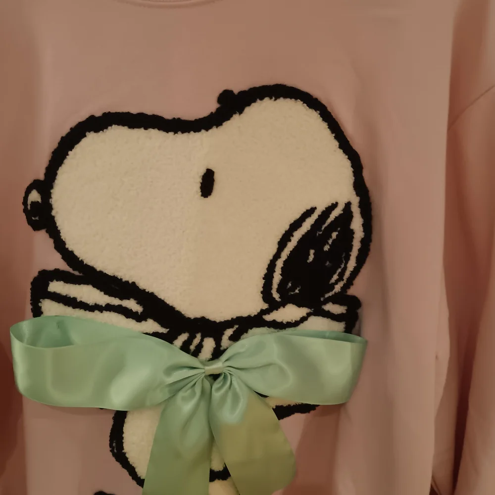 Peanuts Light Pink Crewneck Sweatshirt - Picture 2 of 5